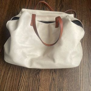 Street Level Travel Tote